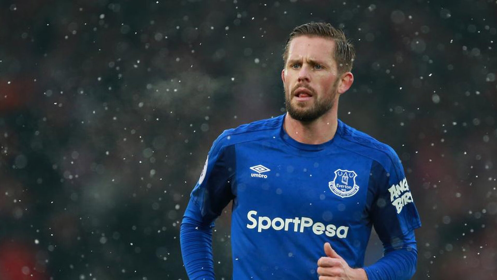 赛尔·阿尔斯塔：站在防线前沿，稳固南非队的世界地位，阿尔塞钦